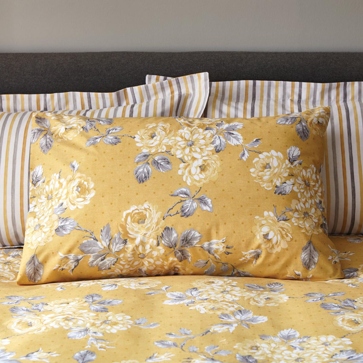 Ashbourne Ochre Reversible Duvet Cover and Pillowcase Set Ochre – image 5
