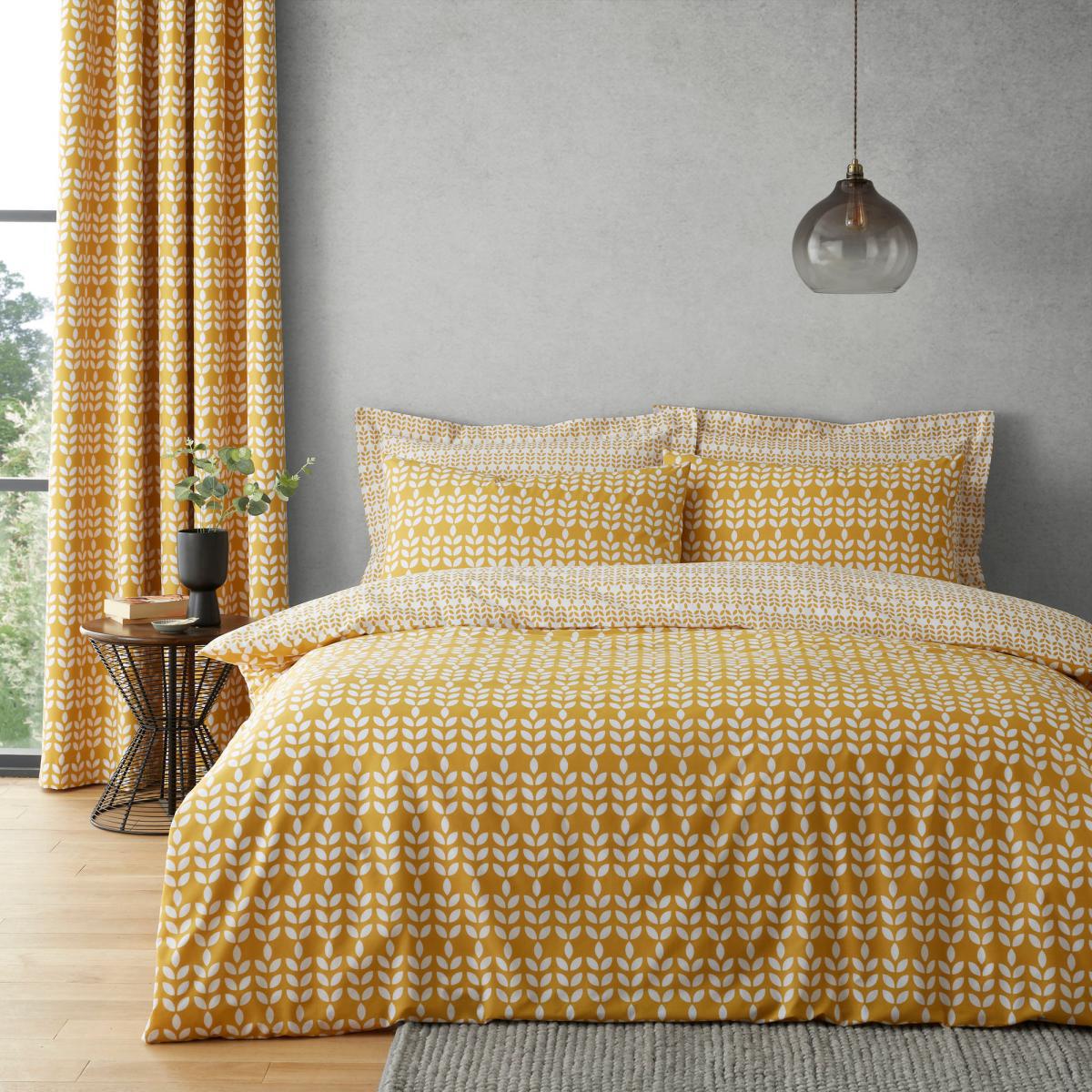 Elements Vete Ochre Reversible Duvet Cover and Pillowcase Set Ochre (Yellow) – image 2
