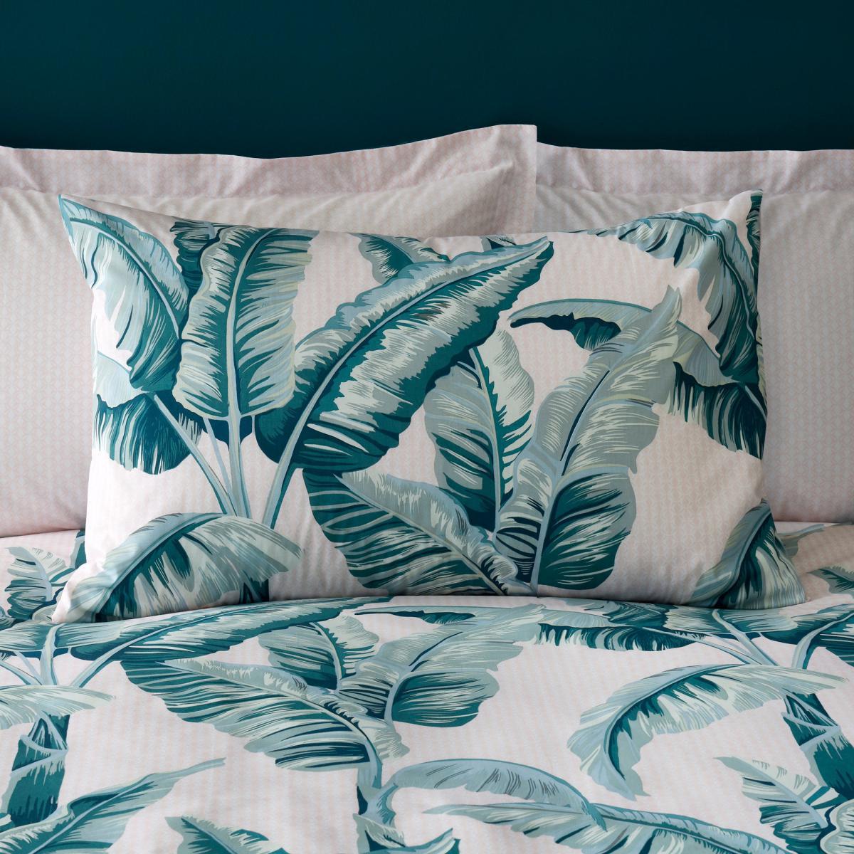 Banana Leaf Pink and Green Reversible Duvet Cover and Pillowcase Set MultiColoured – image 3