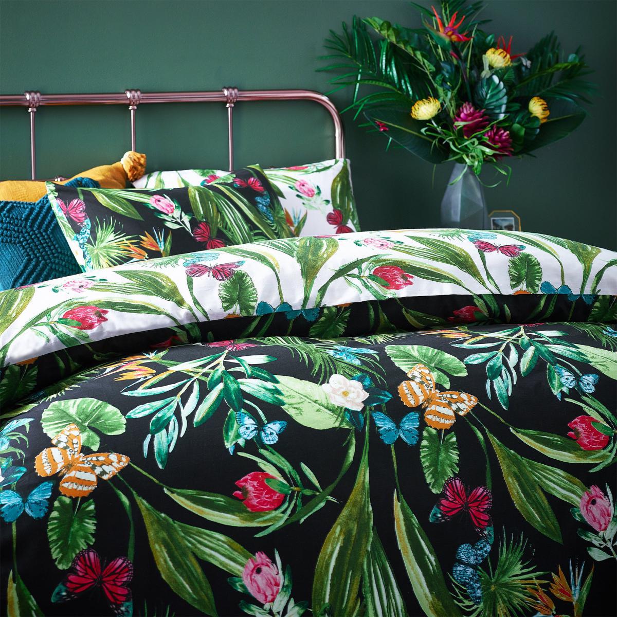 Azura Dark Bloom Duvet Cover and Pillowcase Set Green – image 4