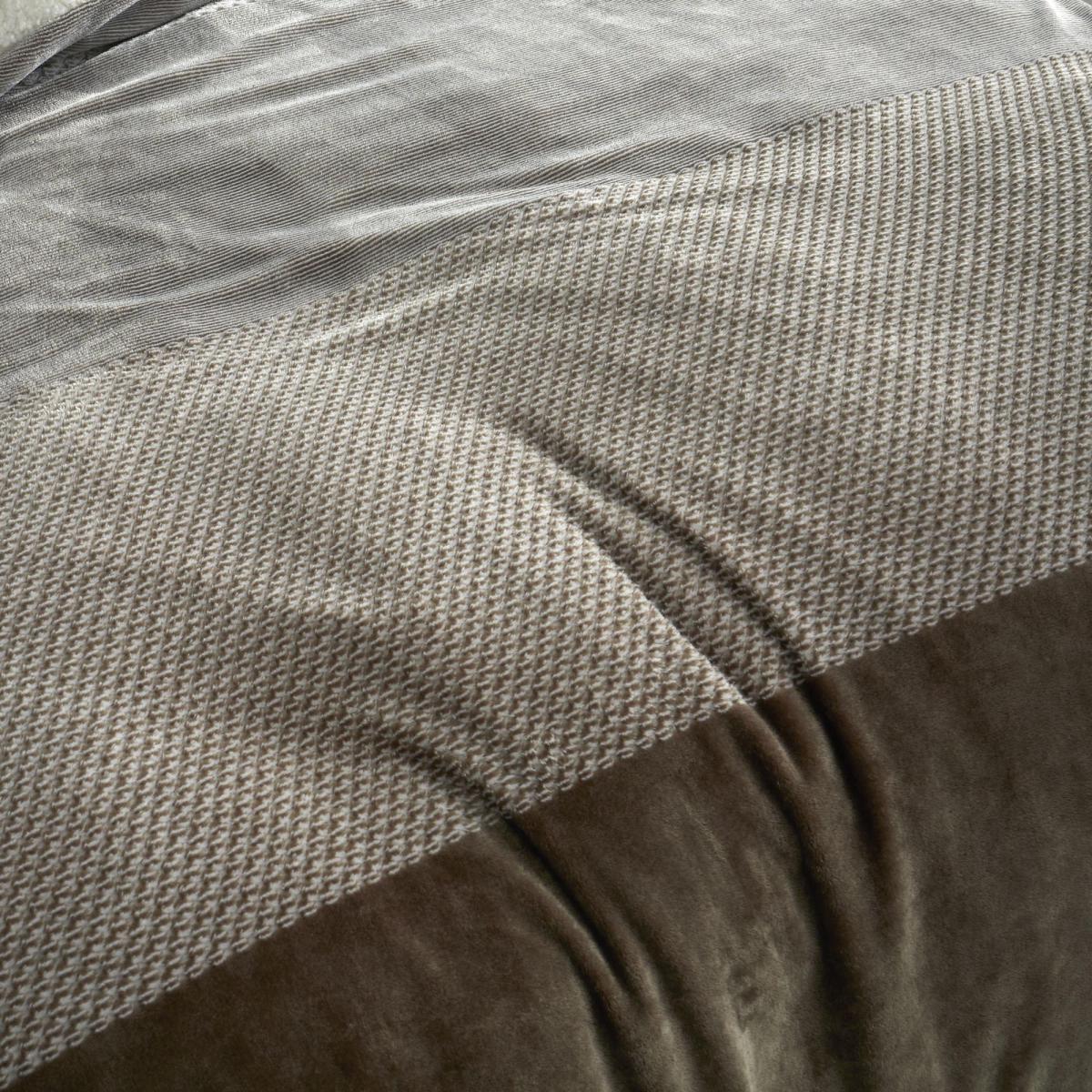Catherine Lansfield Soft Velvet Sherpa Duvet Cover and Pillowcase Set Brown – image 4