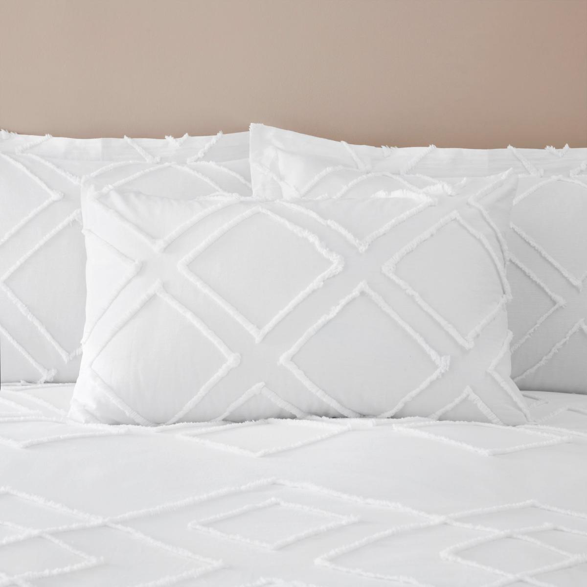 Souk White Tufted 100% Cotton Duvet Cover and Pillowcase Set White – image 3