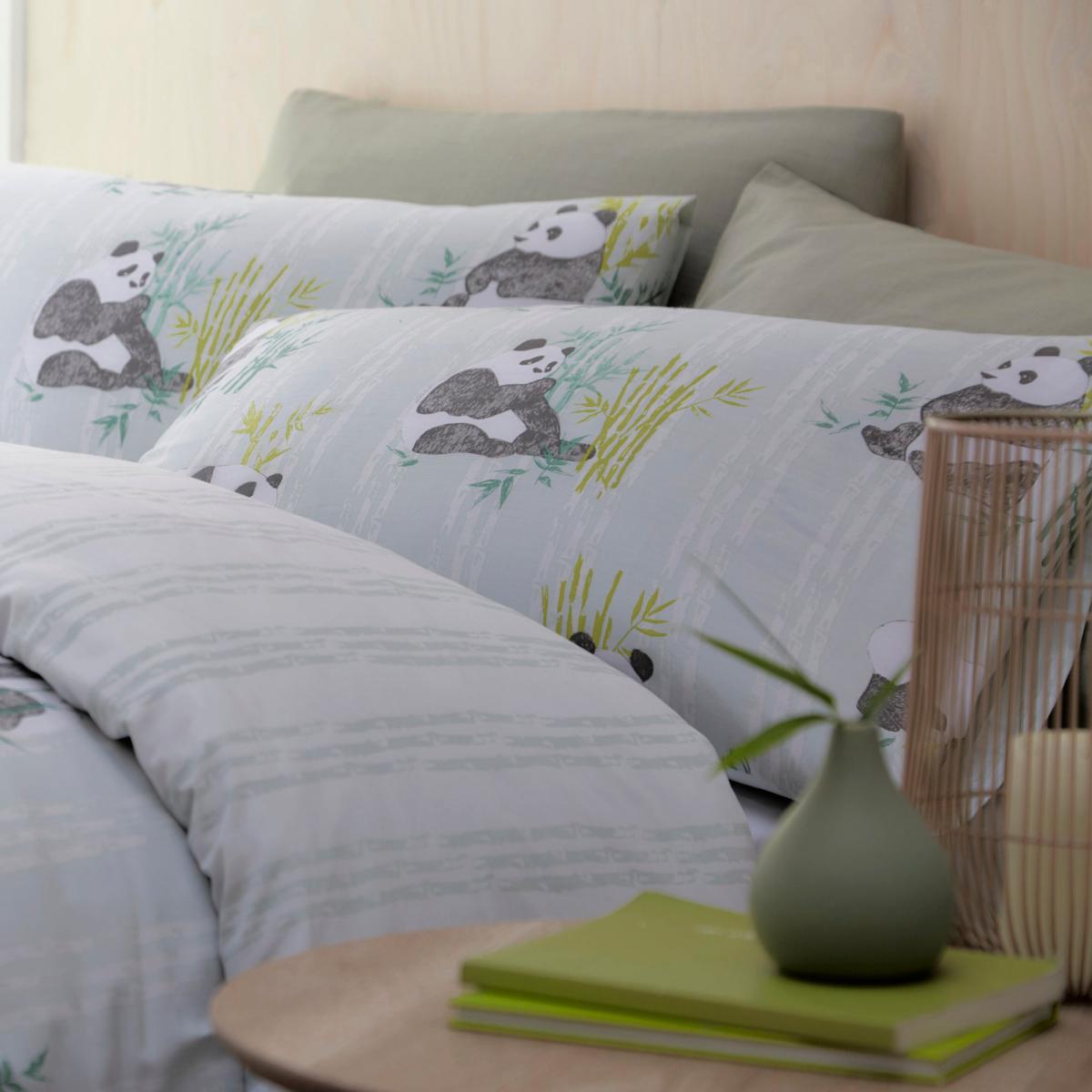Furn. Pandas Green Reversible Duvet Cover and Pillowcase Set Mint (Green) – image 3