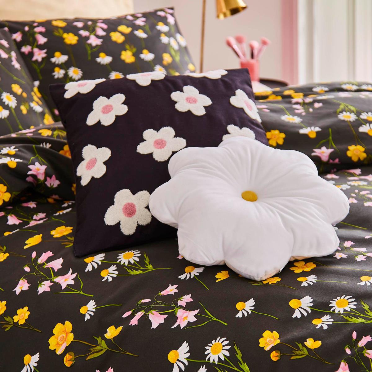 Skinny Dip Pretty Prairie Duvet Cover and Pillowcase Set Charcoal – image 2