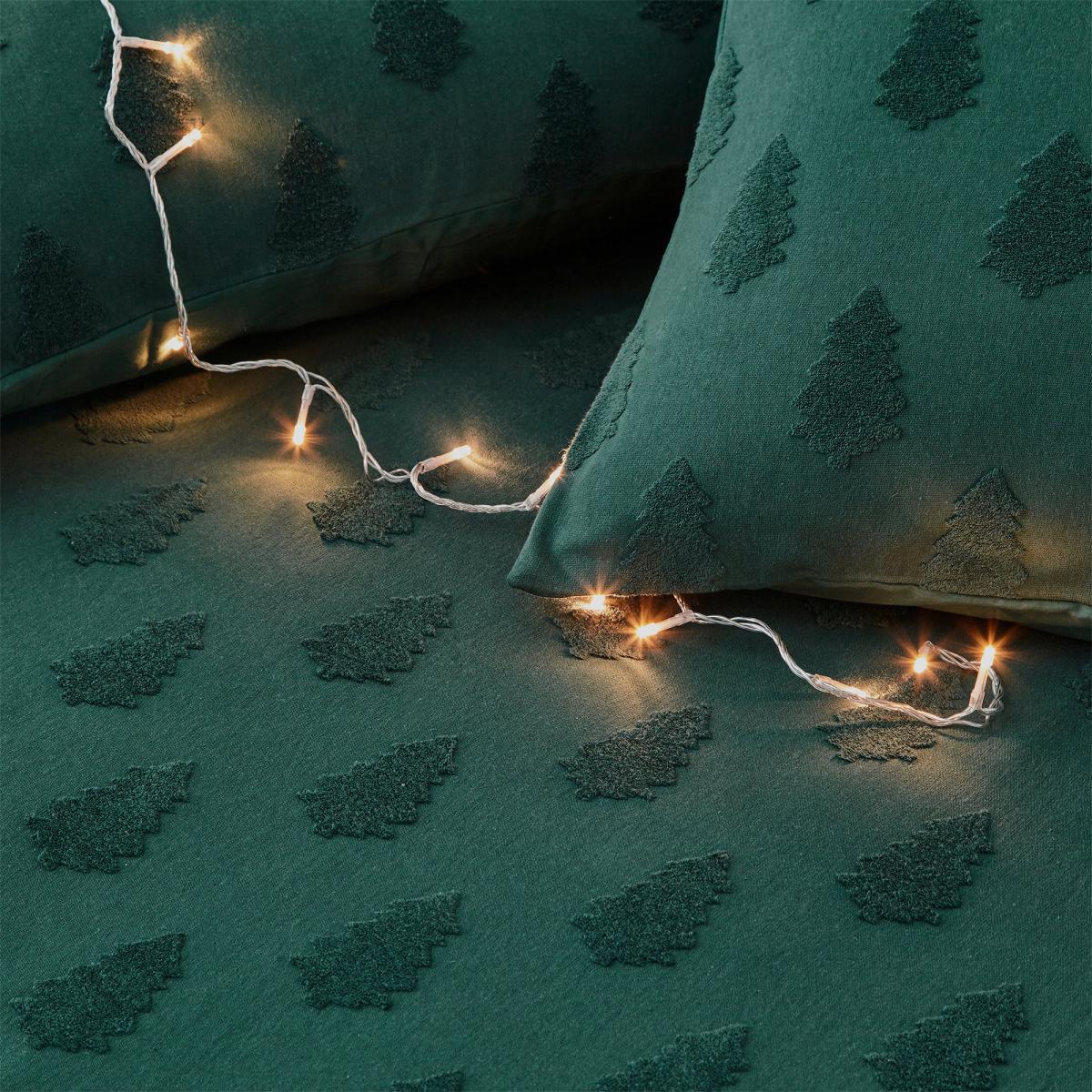 Furn. Tufted Tree Green Duvet Cover and Pillowcase Set Alpine (Green) – image 4