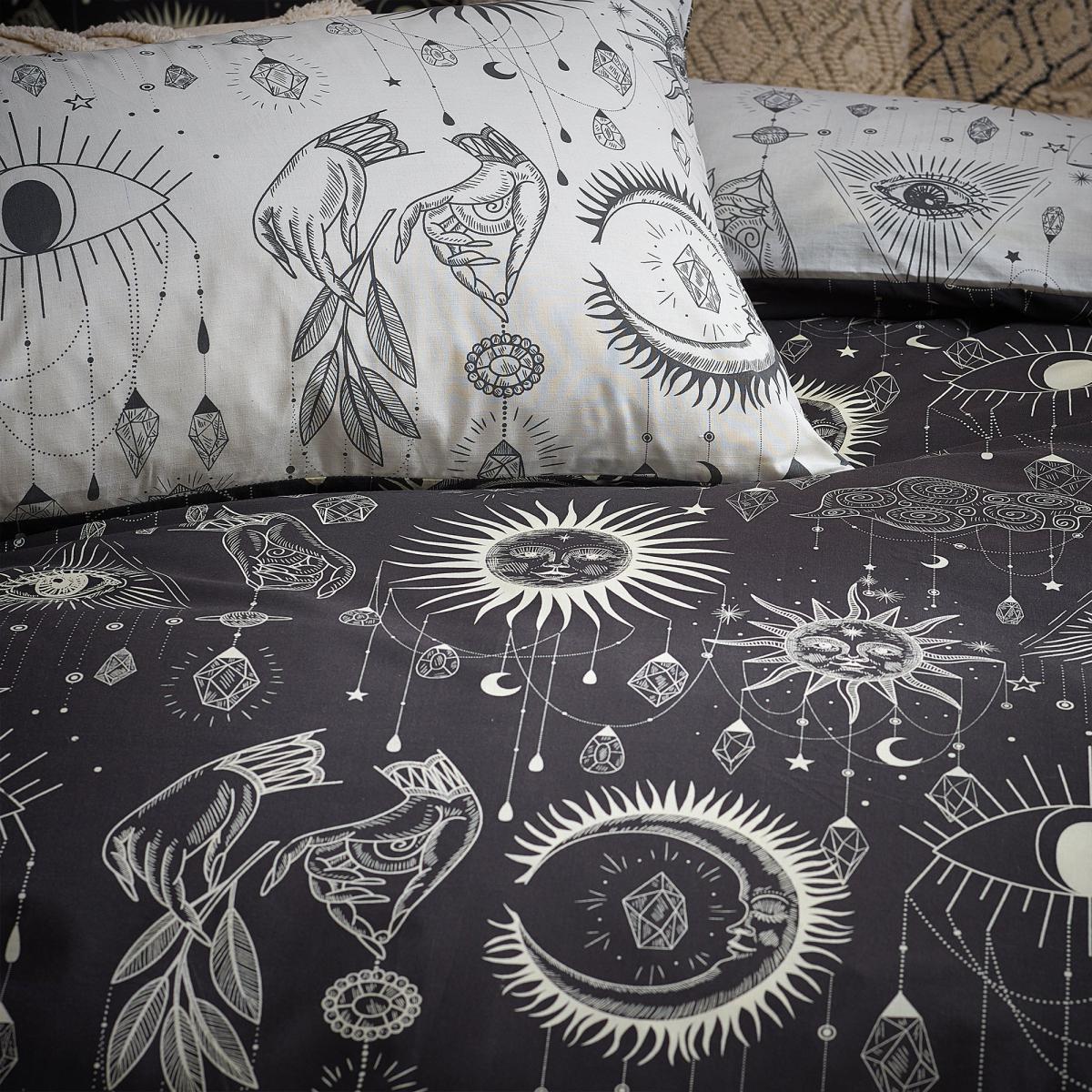 Furn. Constellation Duvet Cover and Pillowcase Set MultiColoured – image 3