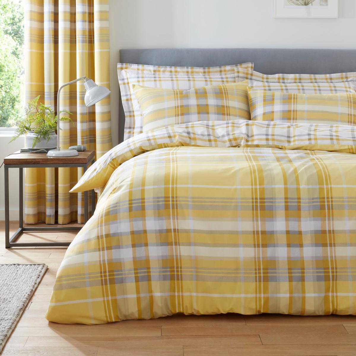 Ovie Ochre Reversible Duvet Cover and Pillowcase Set Ochre (Yellow) – image 1
