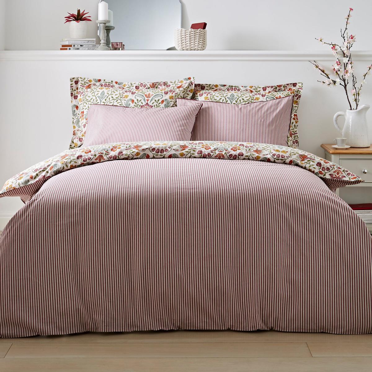 Ruskin Red 100% Cotton Reversible Duvet Cover and Pillowcase Set Bright Red – image 2