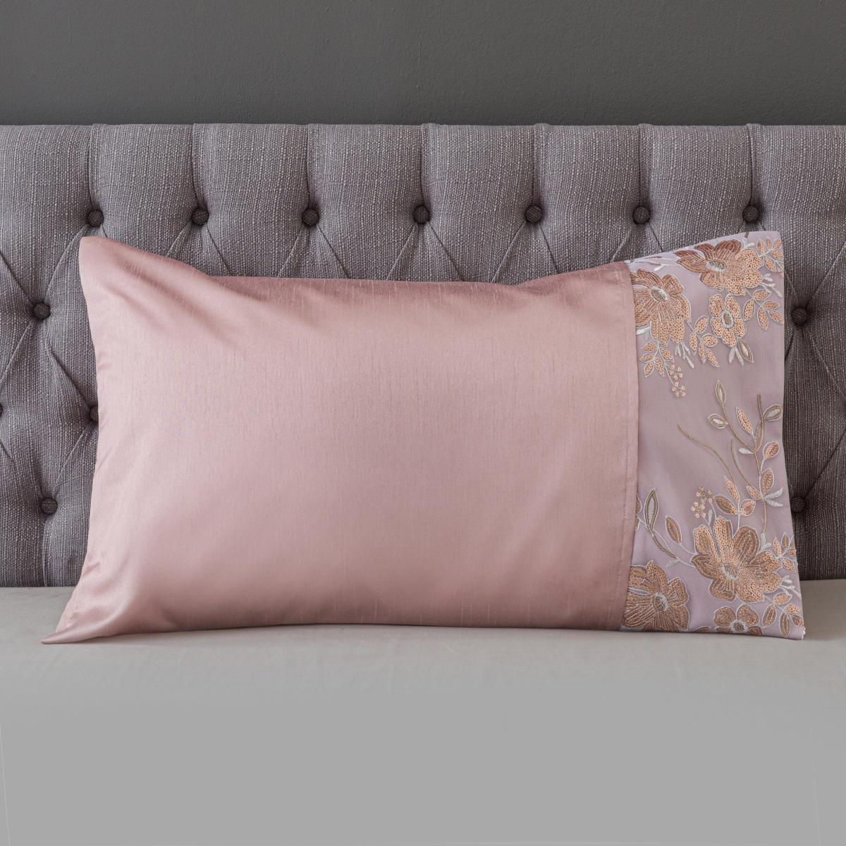 Elene Pink Floral Sequin Duvet Cover and Pillowcase Set Pink and White – image 6