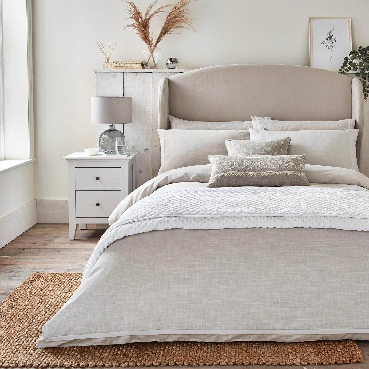 Dorma Purity Silbury Silver Silk Trim 300 Thread Count Duvet Cover and Pillowcase Set Beige – image 2