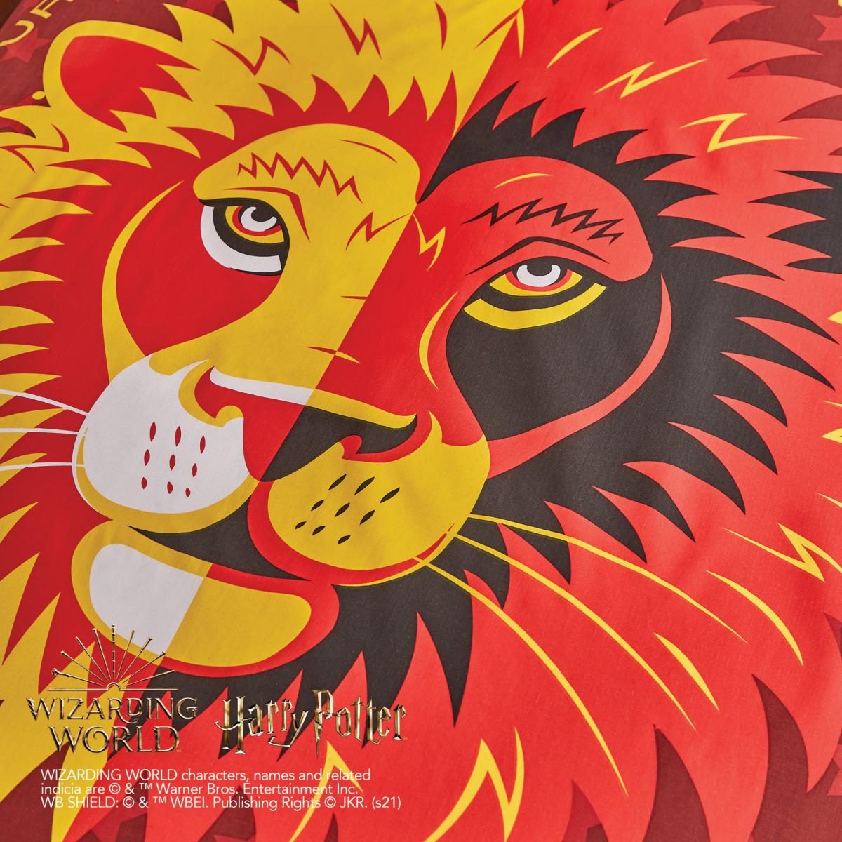 Harry Potter Gryffindor House Reversible Duvet Cover and Pillowcase Set Red – image 3