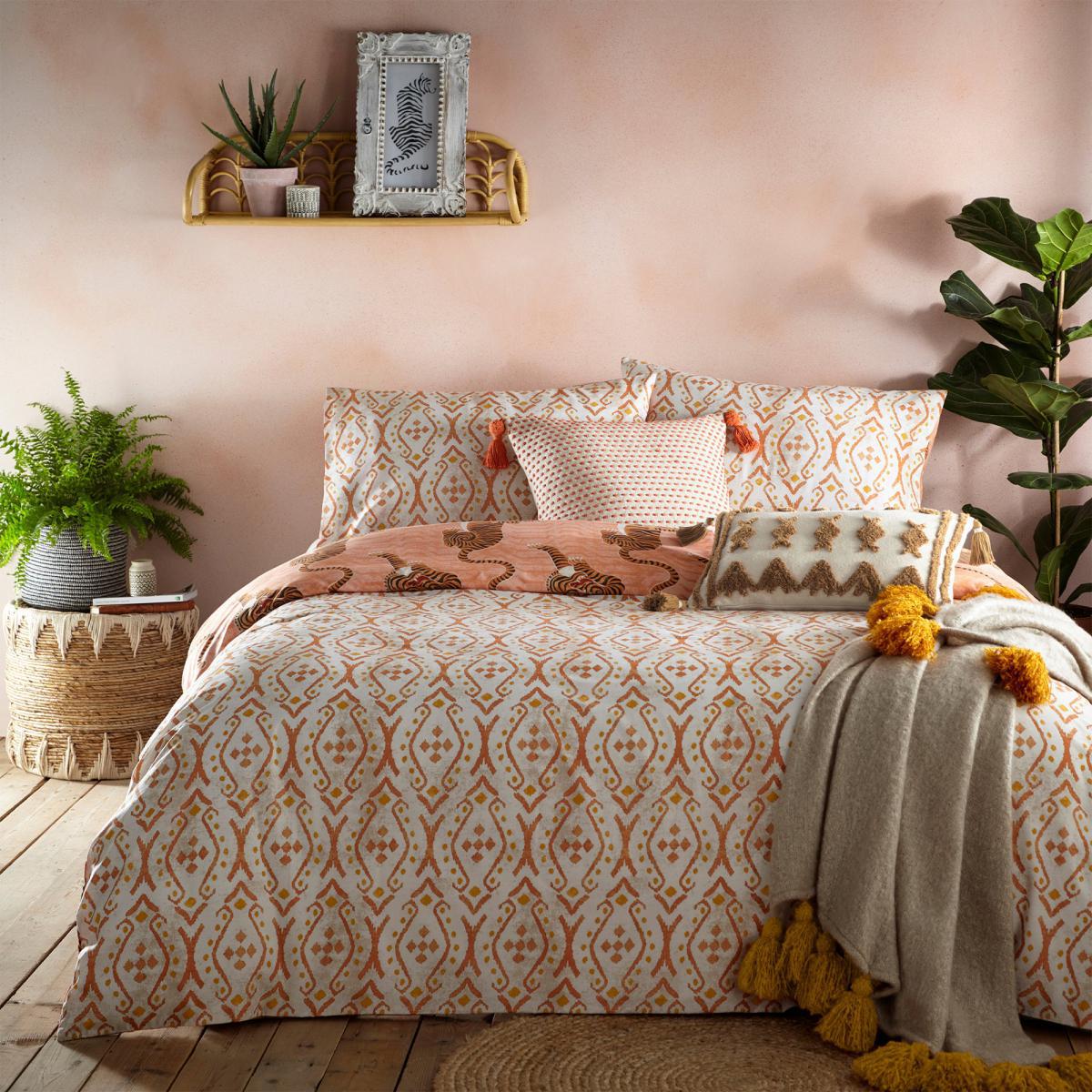 Furn. Tibetan Tiger Coral Reversible Duvet Cover and Pillowcase Set Coral/Black/White – image 2