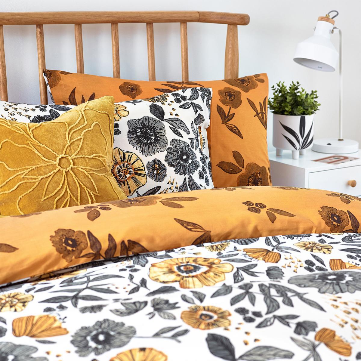 Furn. Scandi Poppy Duvet Cover and Pillowcase Set Mustard – image 3