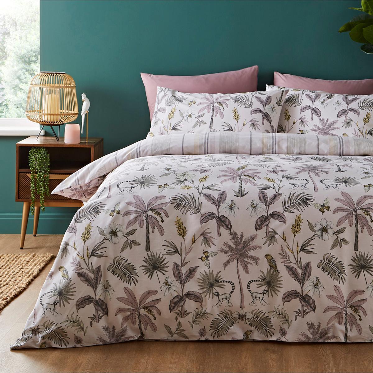 Tropicana Pink 100% Cotton Reversible Duvet Cover and Pillowcase Set Light Pink – image 2