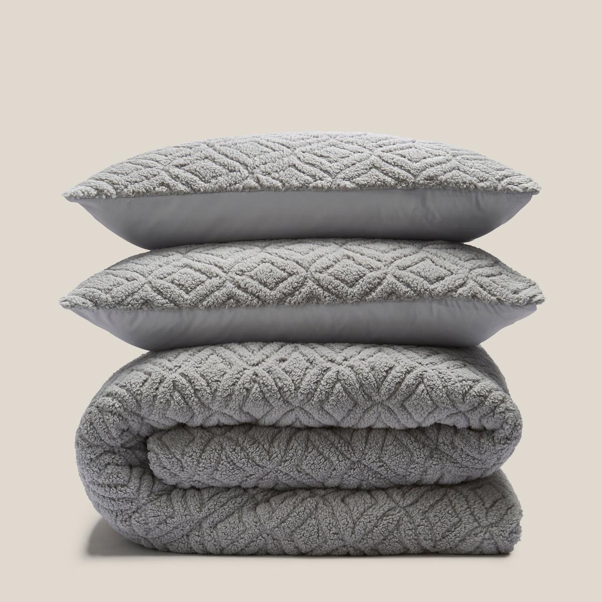 Pinsonic Fleece Silver Duvet Cover and Pillowcase Set Silver – image 4