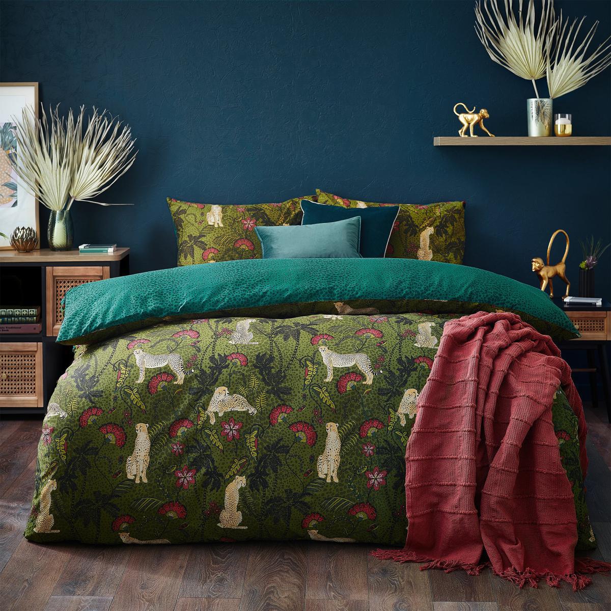 Tropica Cheetah Duvet Cover and Pillowcase Set MultiColoured – image 2