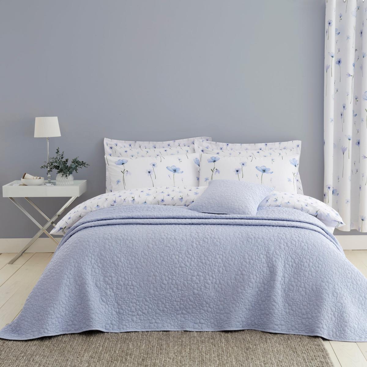 Maddie Blue Floral Reversible Duvet Cover and Pillowcase Set White and Blue – image 4