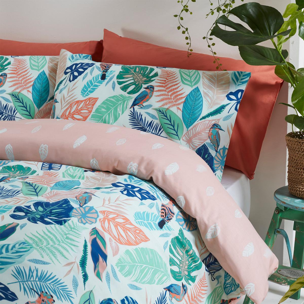 Furn. Guava Floral Reversible Duvet Cover and Pillowcase Set MultiColoured – image 2