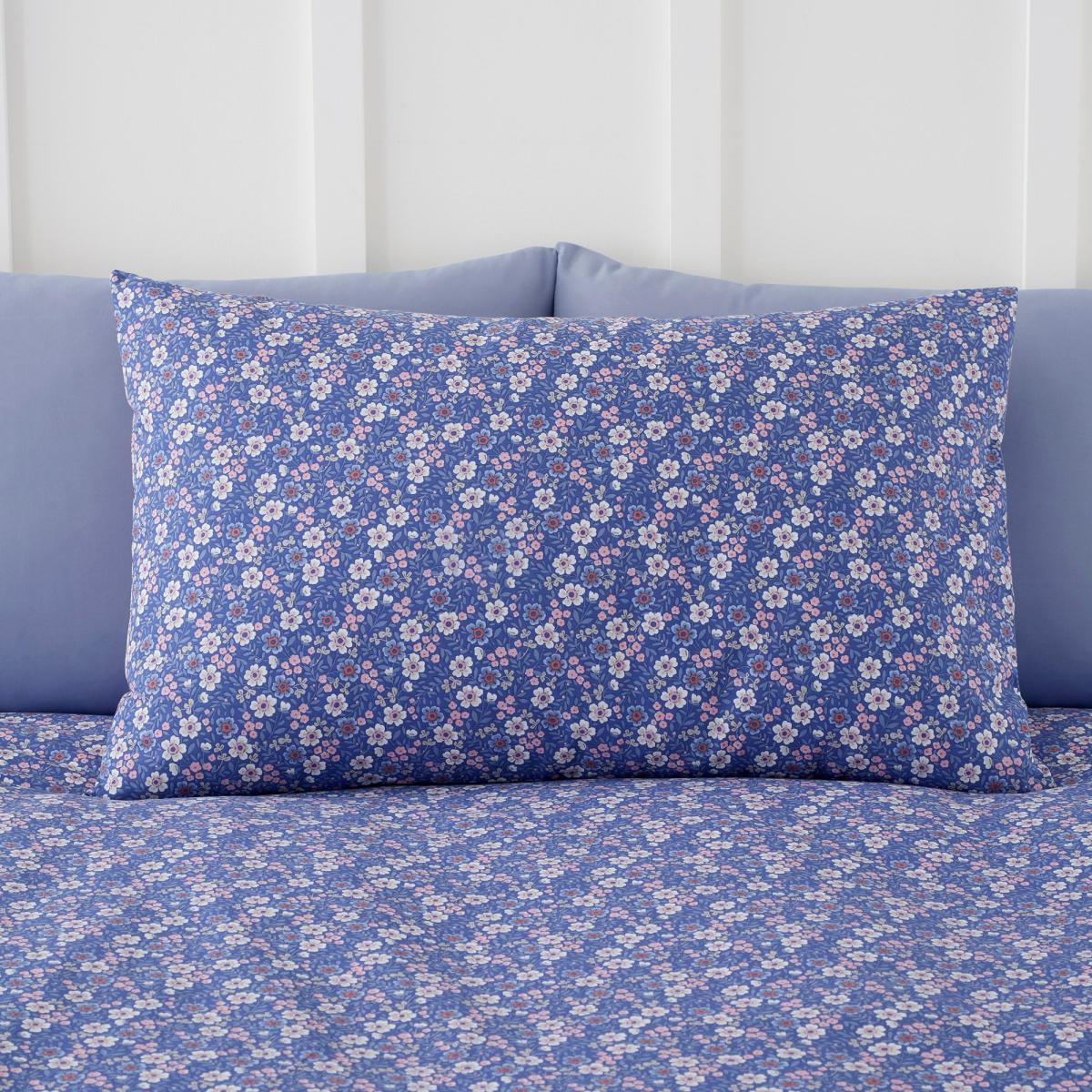Bessie Ditsy Floral Navy 100% Cotton Reversible Duvet Cover and Pillowcase Set Navy (Blue) – image 4