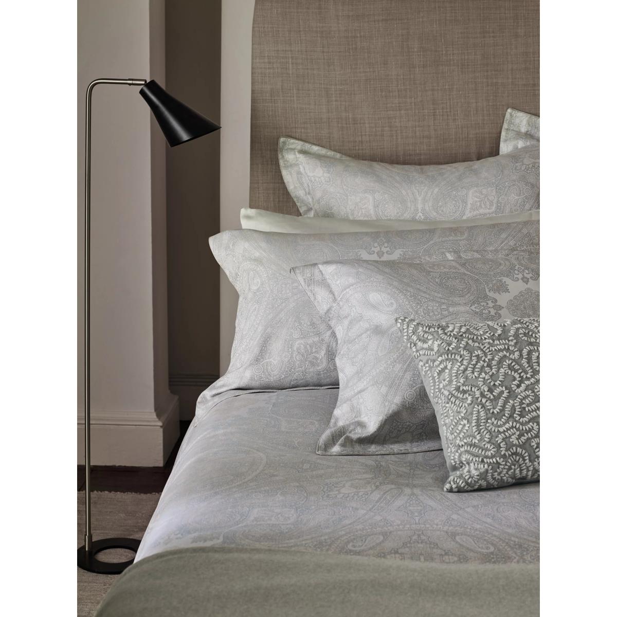 Zoffany Elswick Paisley Bedding – image 3