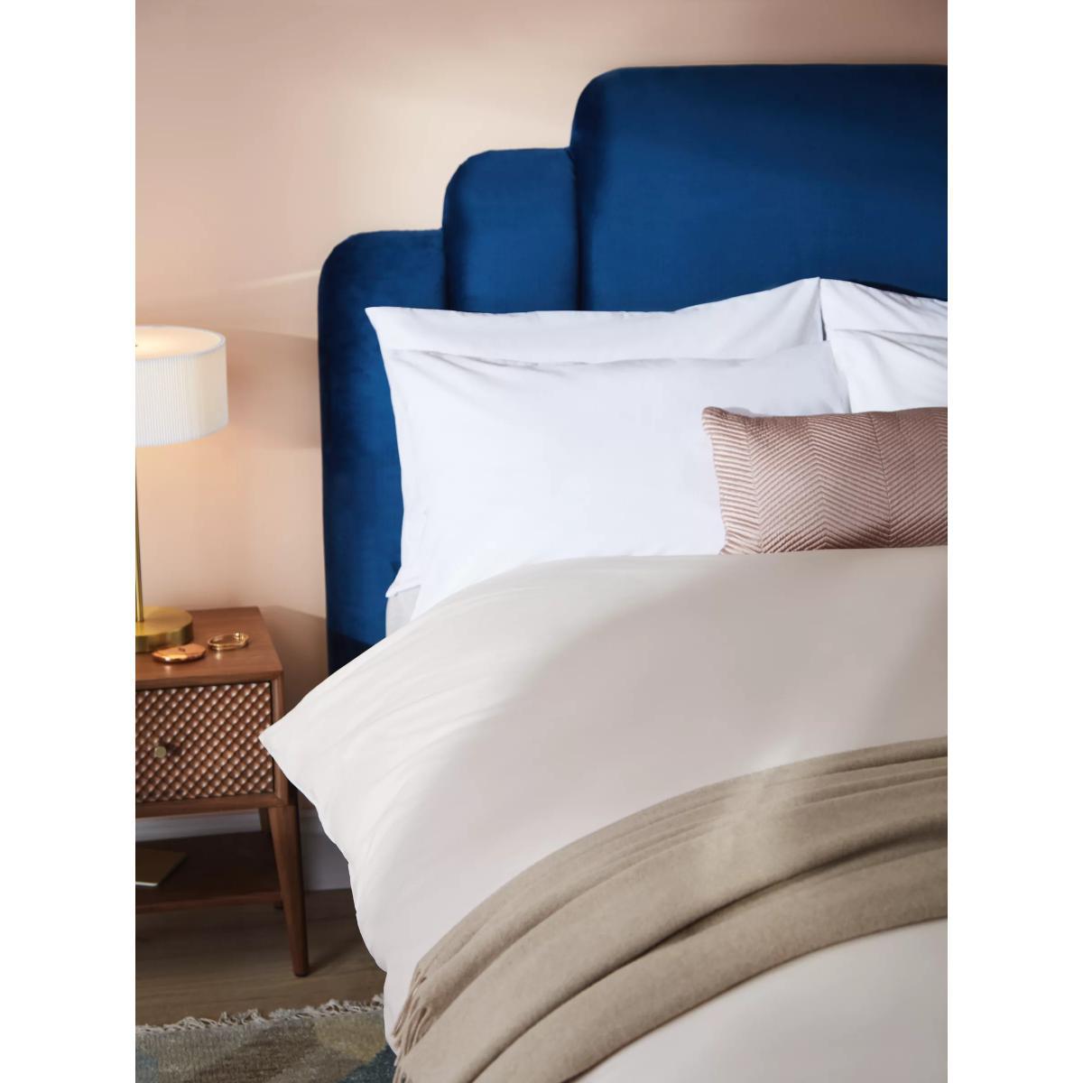 John Lewis & Partners Crisp and Fresh 200 Thread Count Egyptian Cotton Bedding – image 2