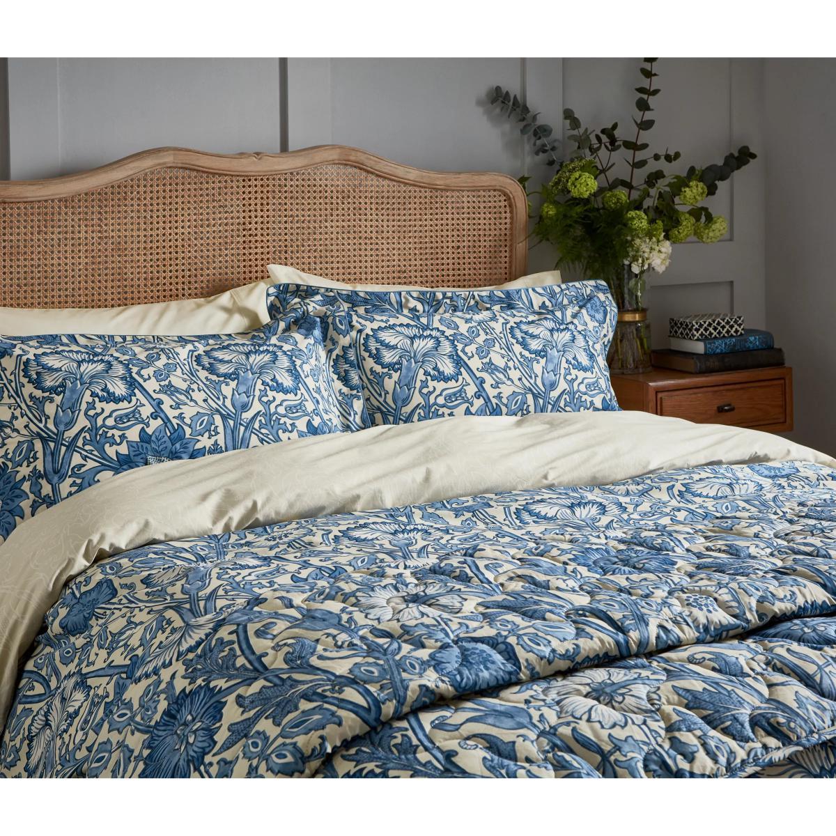 Morris & Co. Pink Rose Bedding, Blue – image 2