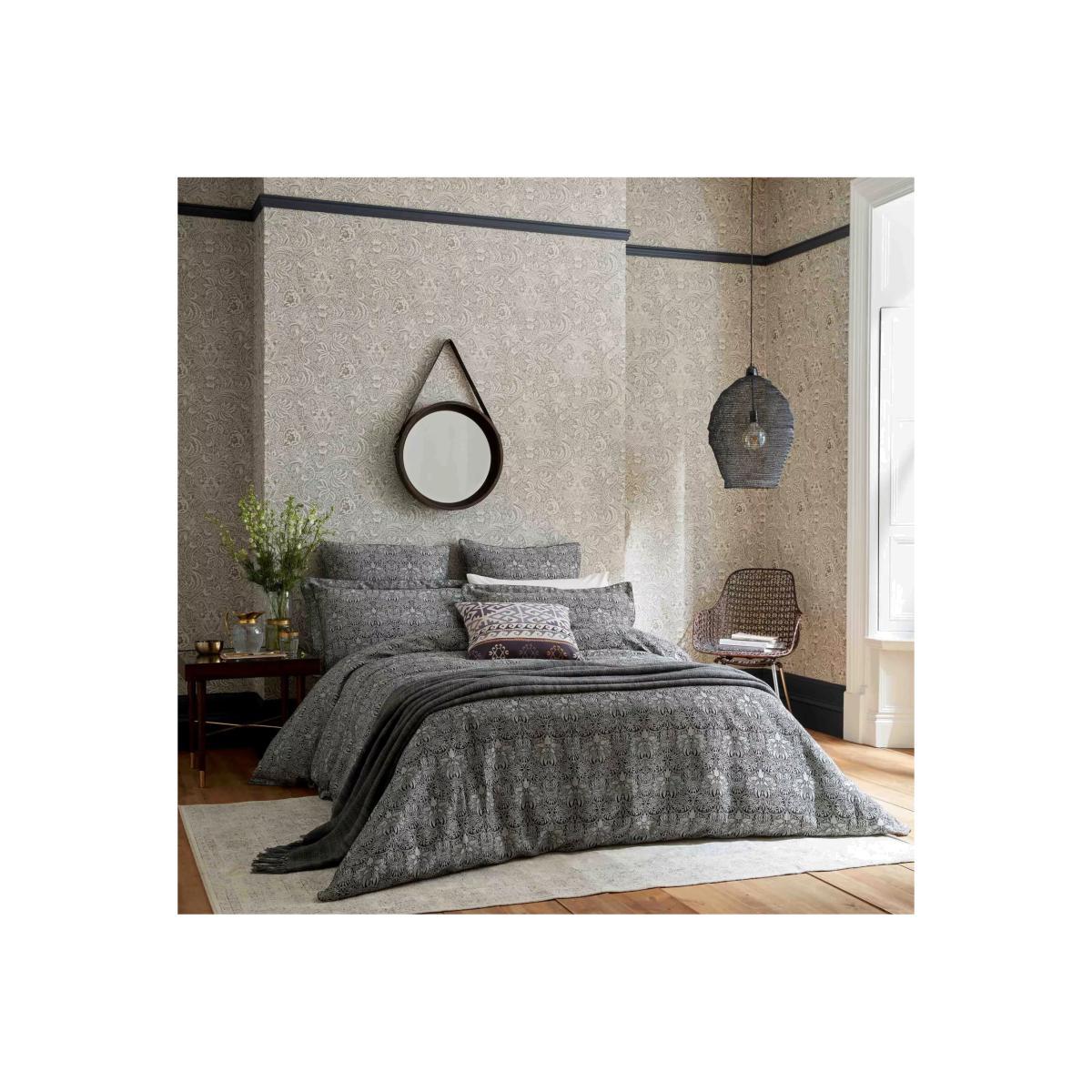 Morris & Co. Crown Imperial Bedding – image 1