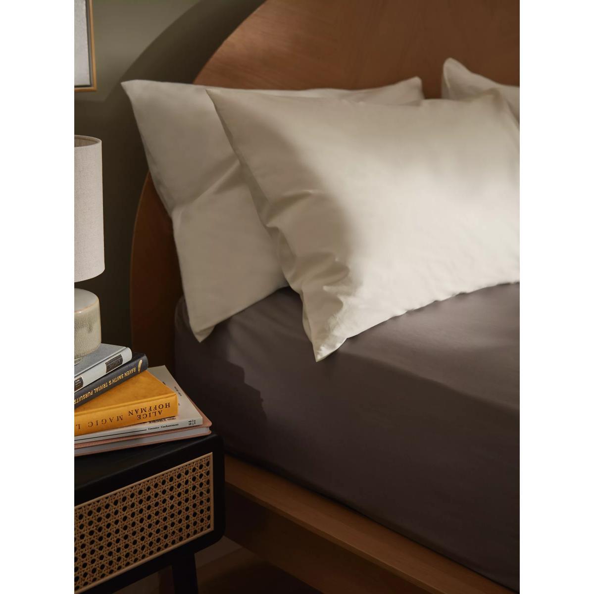 John Lewis & Partners 200 Thread Count Cotton Standard Fitted Sheet – image 2