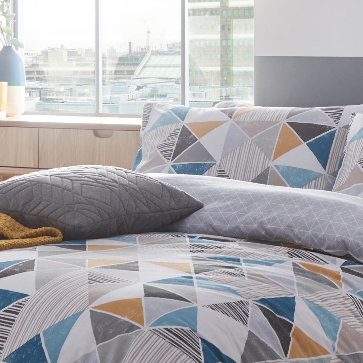 Harlequin Duvet Cover & Pillowcase Set – image 2