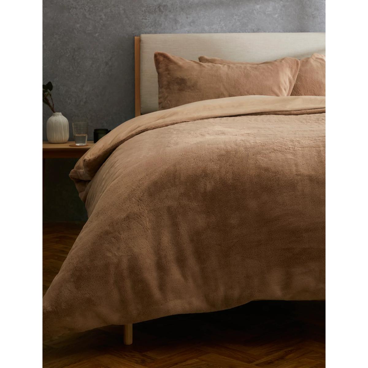 M&S Faux Fur Bedding Set - 5FT - Grey, Navy,Biscuit,Grey – image 2