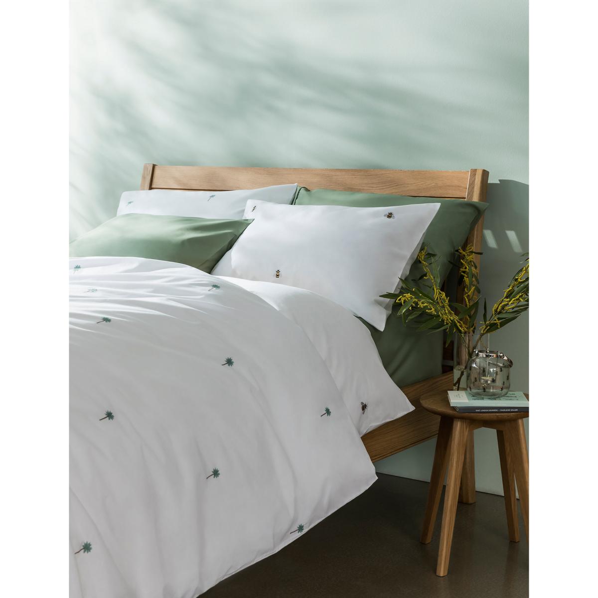 M&S Pure Cotton Bee Embroidered Bedding Set - 5FT - White Mix, White Mix – image 5