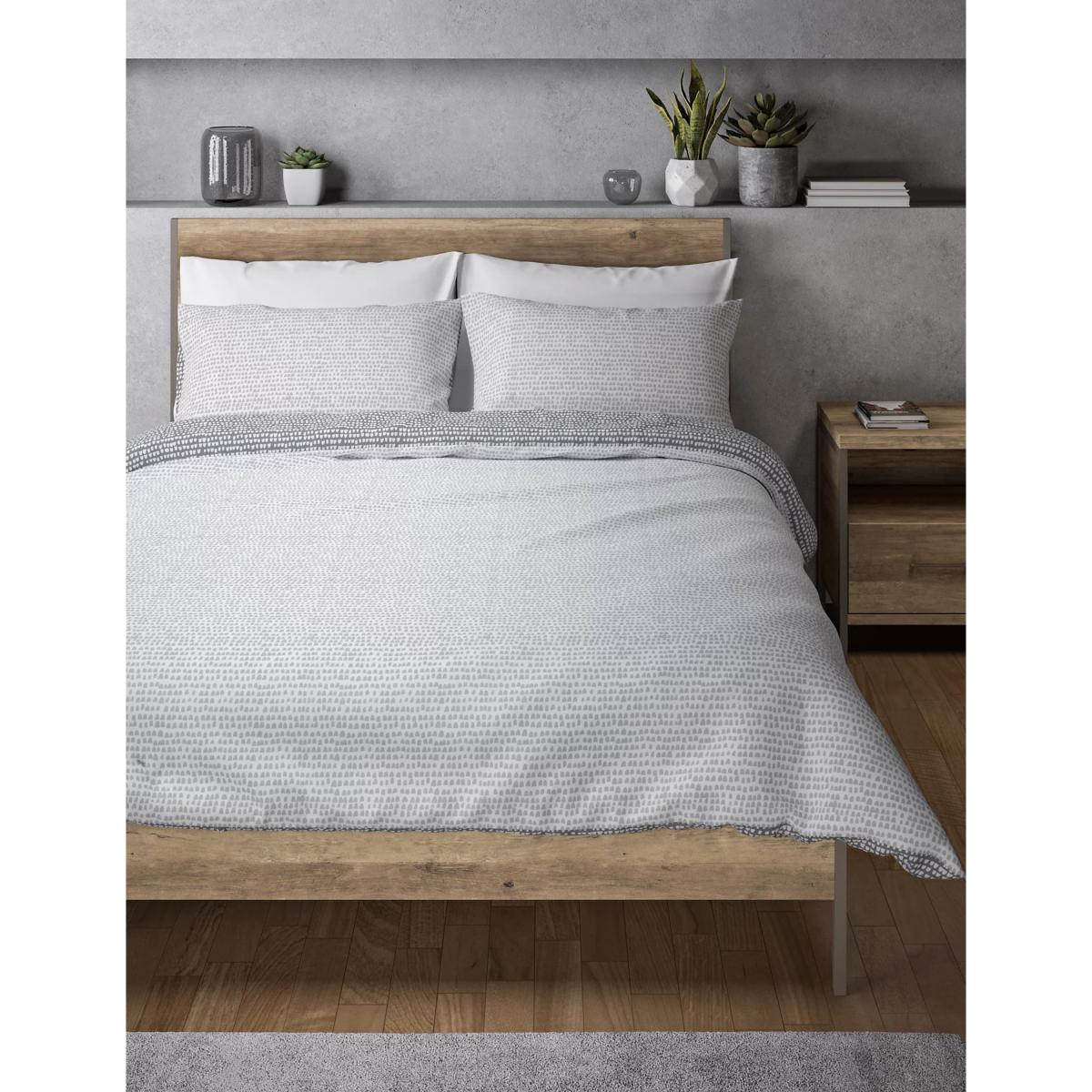 M&S Isla Geometric Bedding Set - 5FT - Grey, Grey – image 5