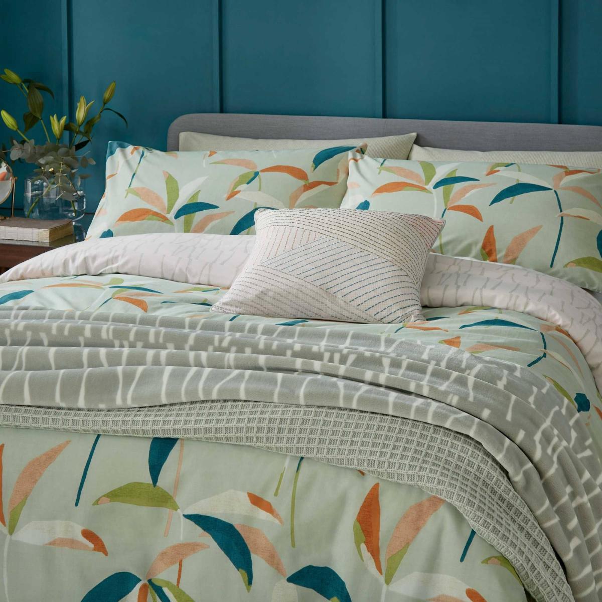 Helena Springfield Viva Duvet Set Olive – image 2