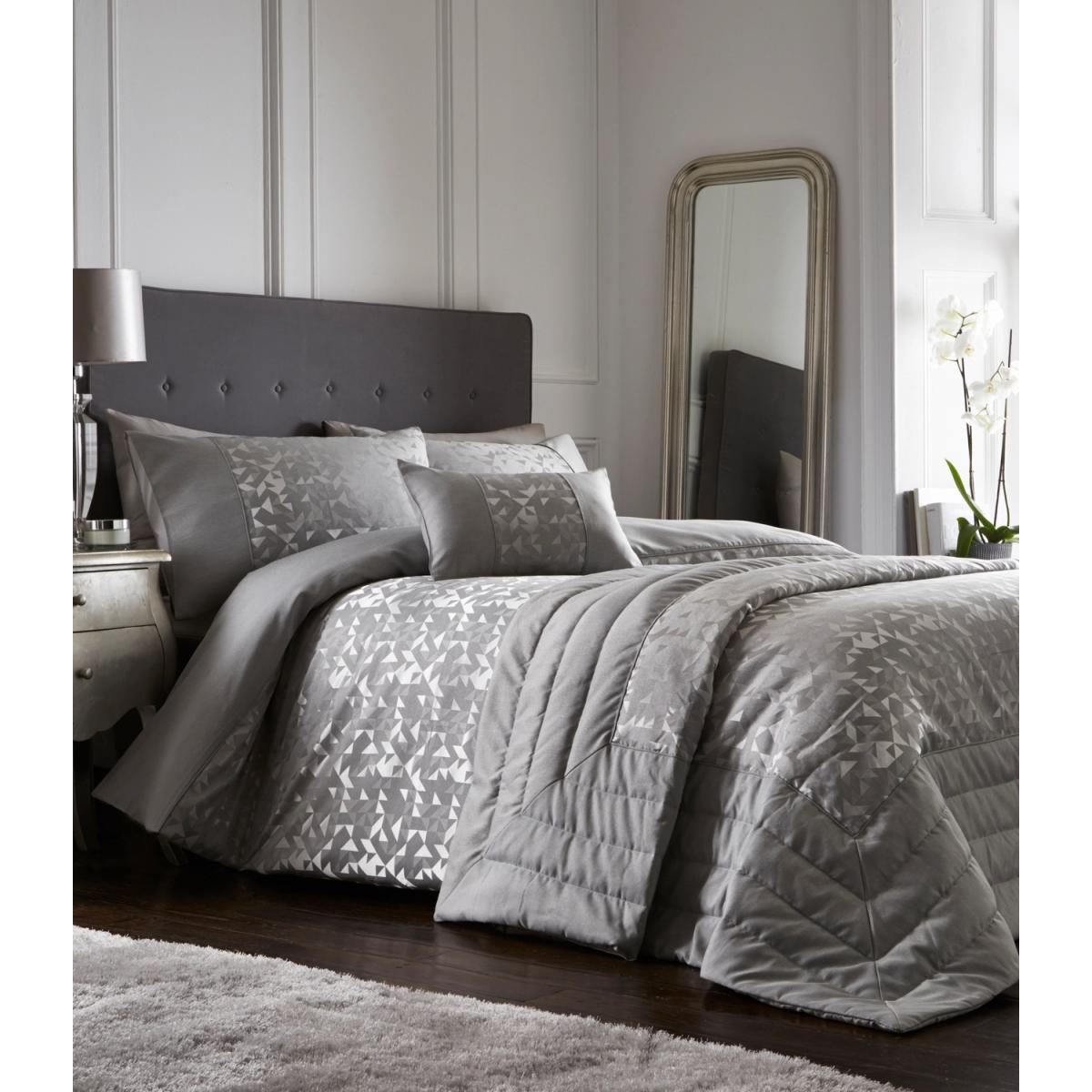 Lucien Duvet And Pillowcase Set - Silver / 5cm / 1.7kg – image 3