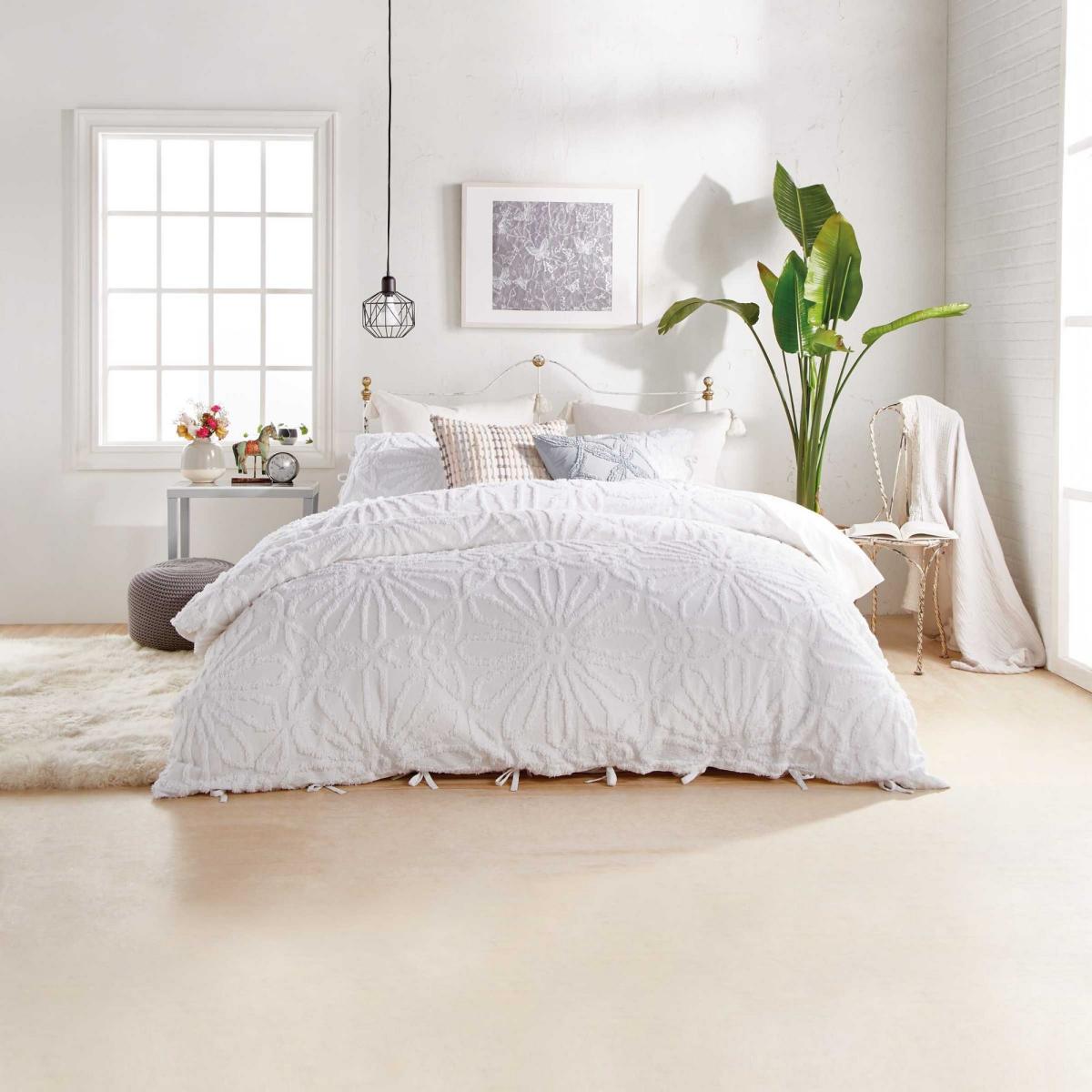 Chenille Medallion Bedding and Pillowcase By Peri Home White – image 2