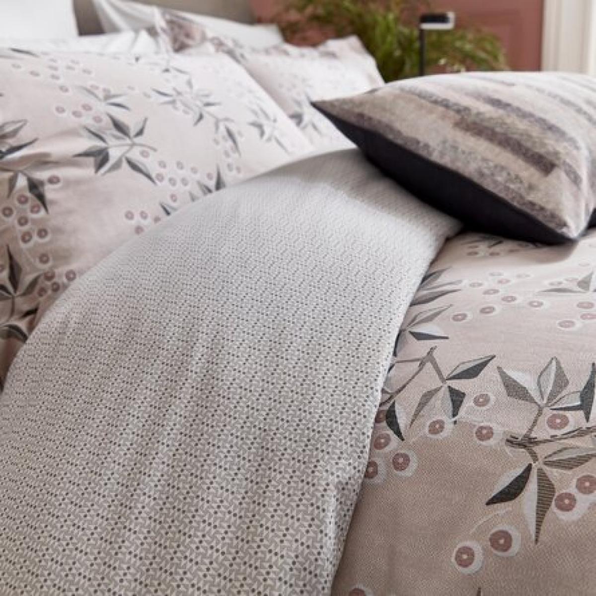 Kiko Floral Geometric Cotton Bamboo Bedding in Tuberose – image 2