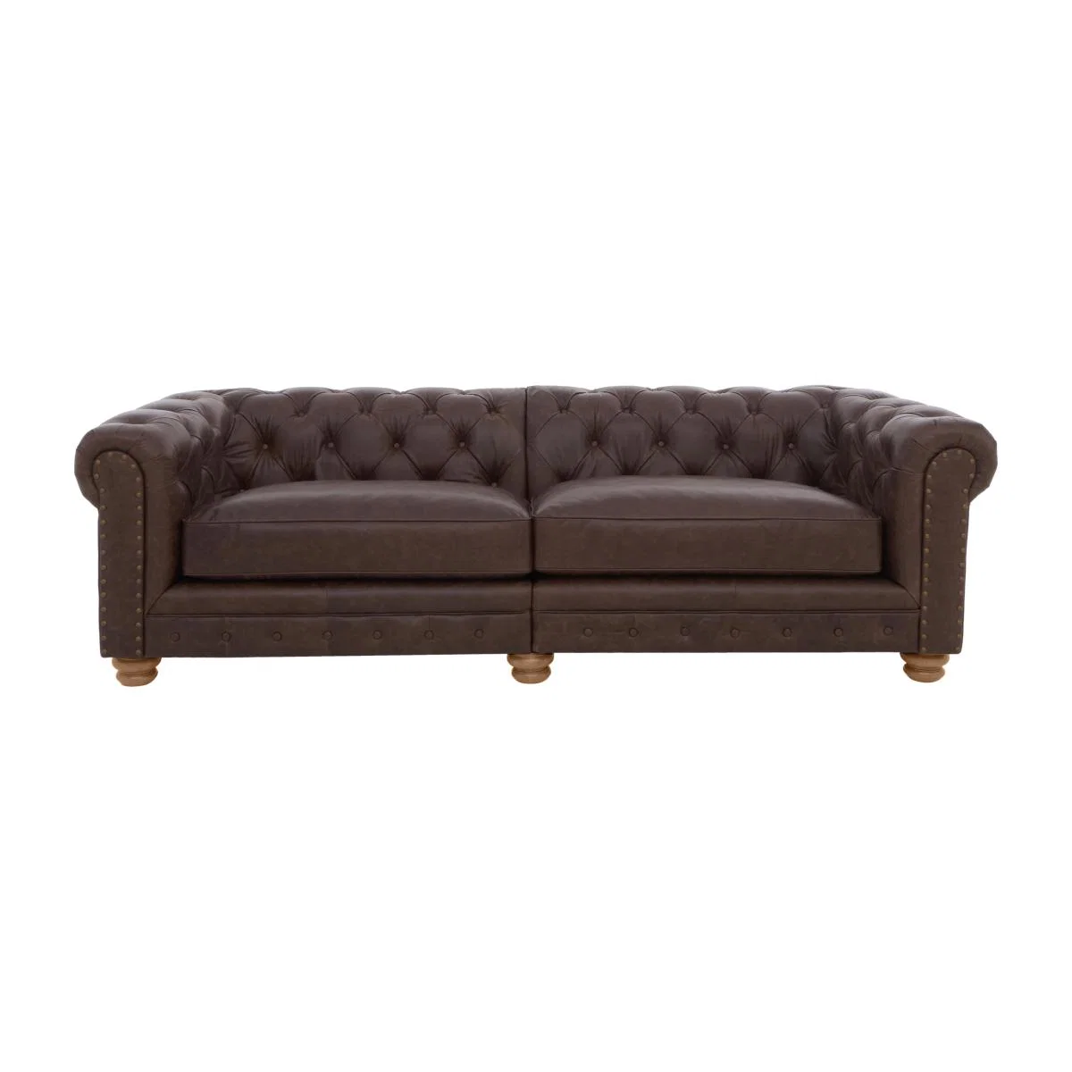 Alexander and James - Chesterfield Collection Hugo 4 Seater Split Frame Leather Sofa - Satchel Nutmeg with Studs - Oak Feet