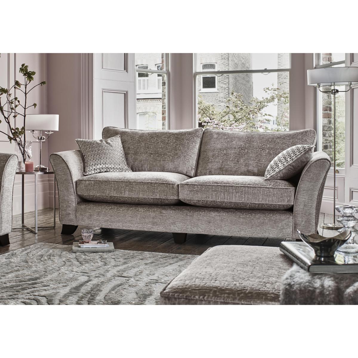 Sasha 4 Seater Classic Back Sofa – image 2