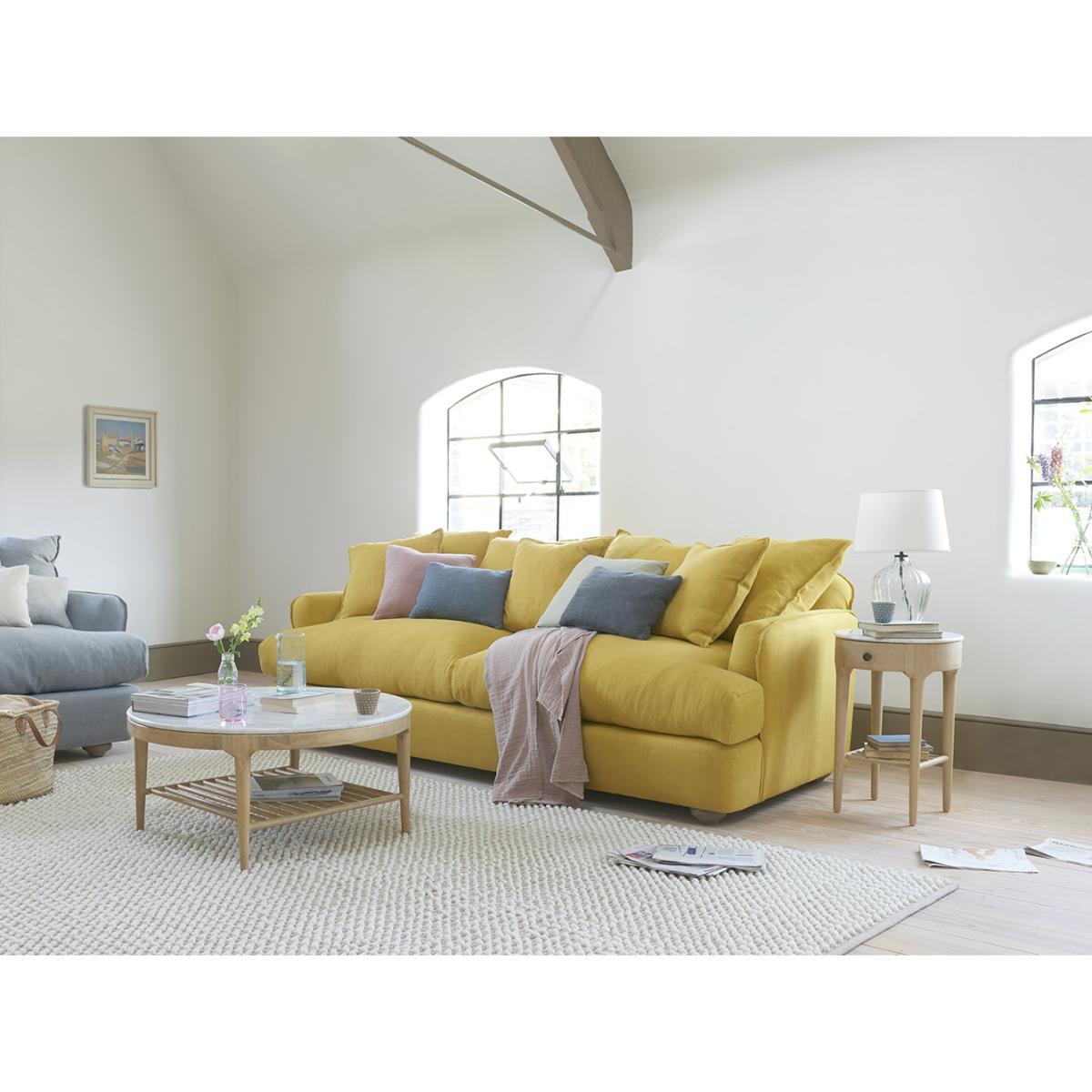 Smooch Sofa – image 12