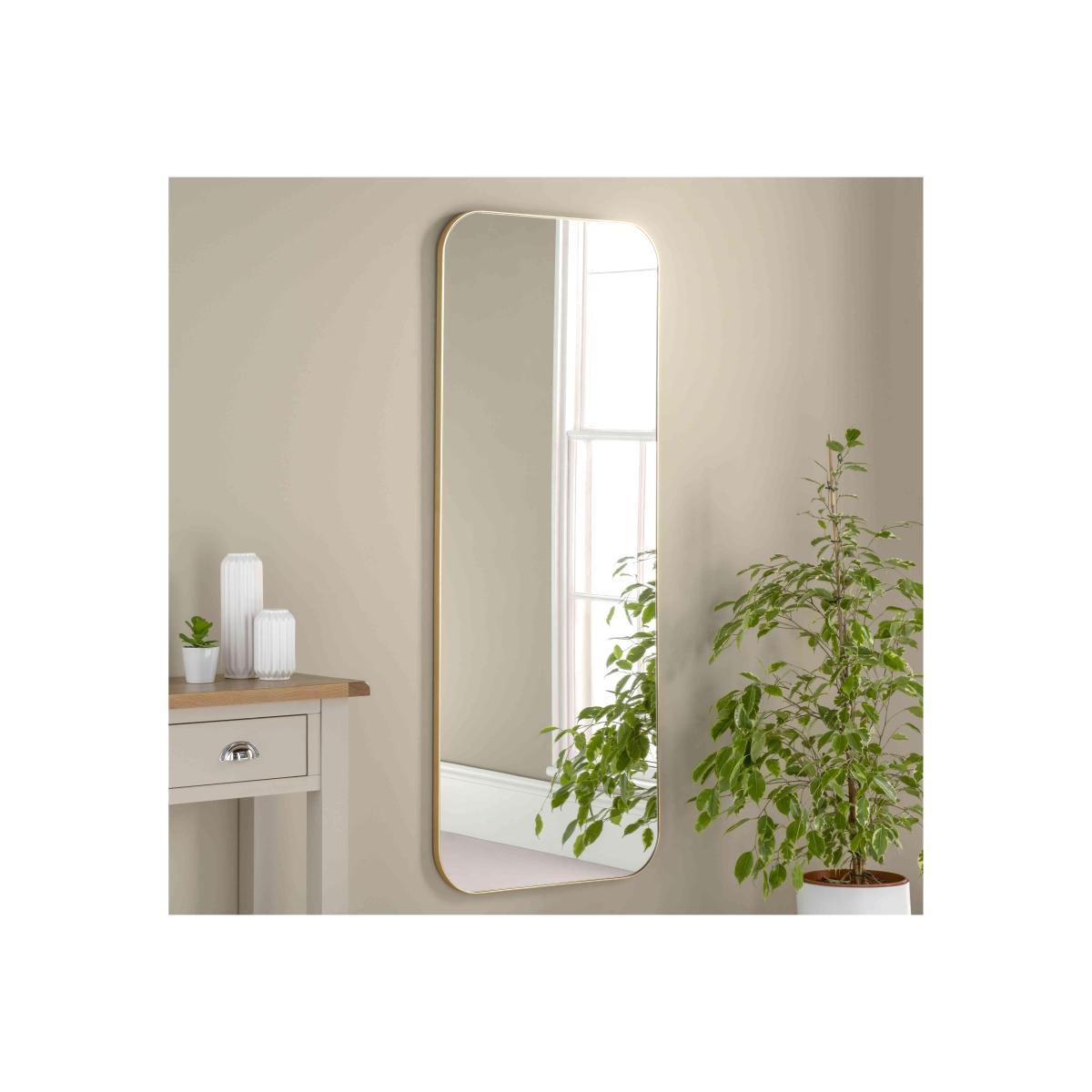 Hardstad Mirror – image 1