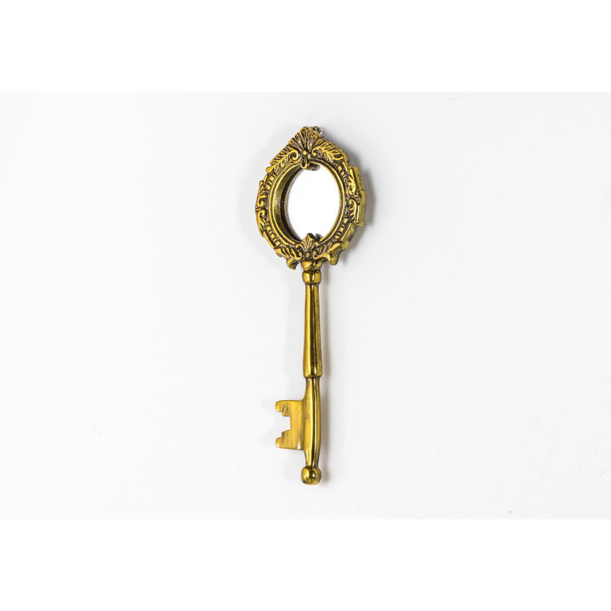 Maxine Antique Style Key Shape Hand Mirror in Brass – image 3