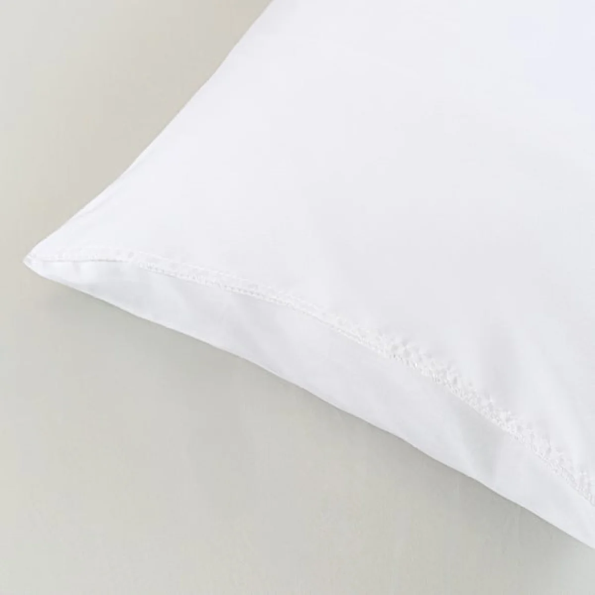 Fogarty Sea Salt and Rosemary Scented Pillow Protector Pair – image 3