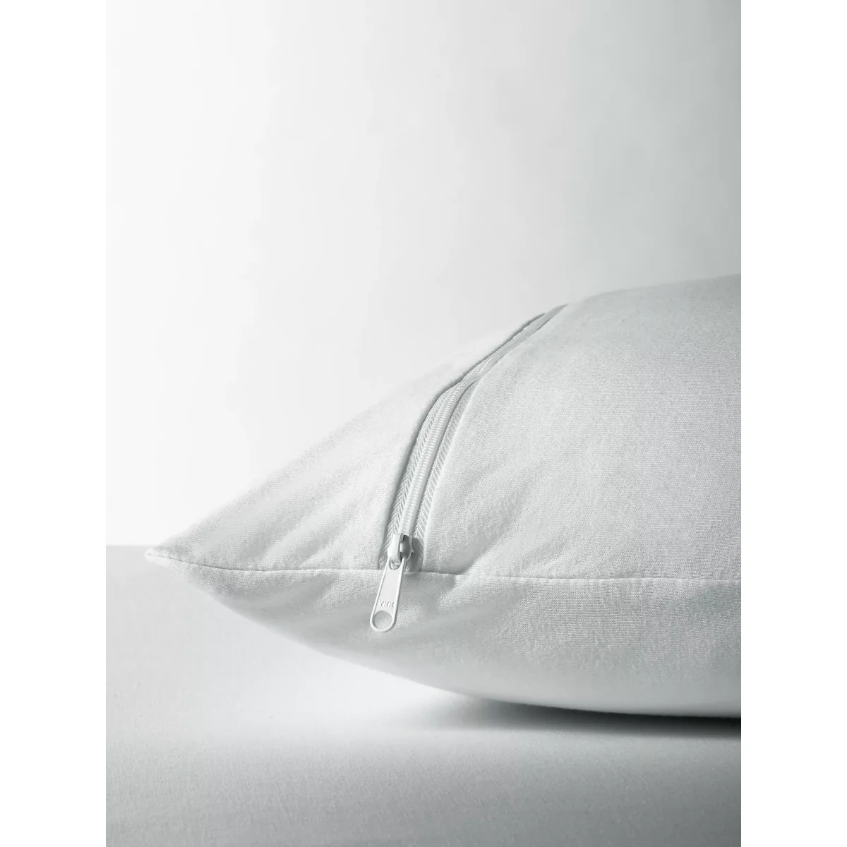 John Lewis & Partners Micro-Fresh Anti Allergy Toddler Pillow Protector – image 2