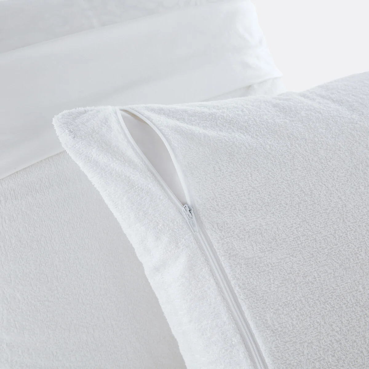 Waterproof Pillow Protector in Towelling with Anti-Mite Treatment – image 2