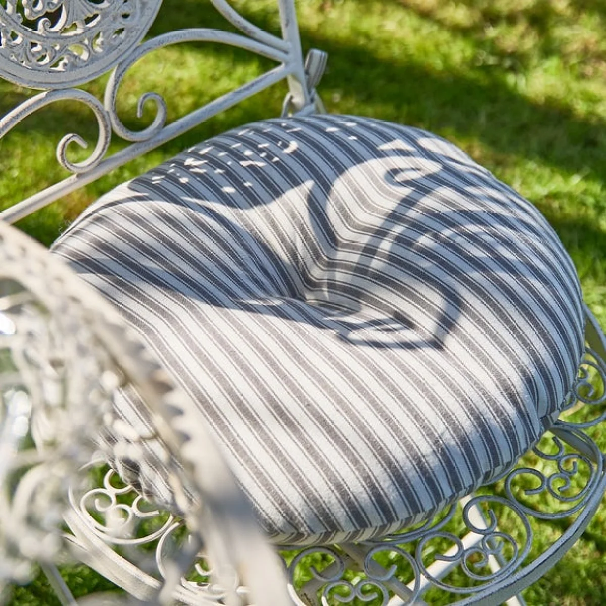 Set of 2 Outdoor Round Striped Seat Pads – image 5