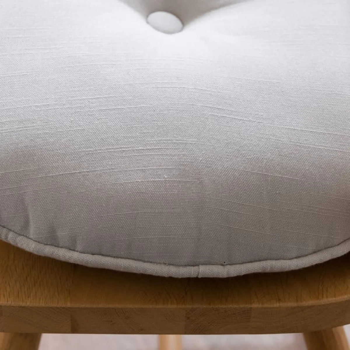 Isabelle Round Seat Pad – image 2