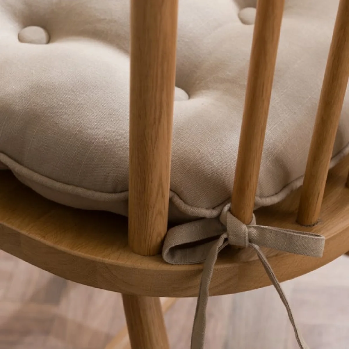 Isabelle Round Back Seat Pad – image 3