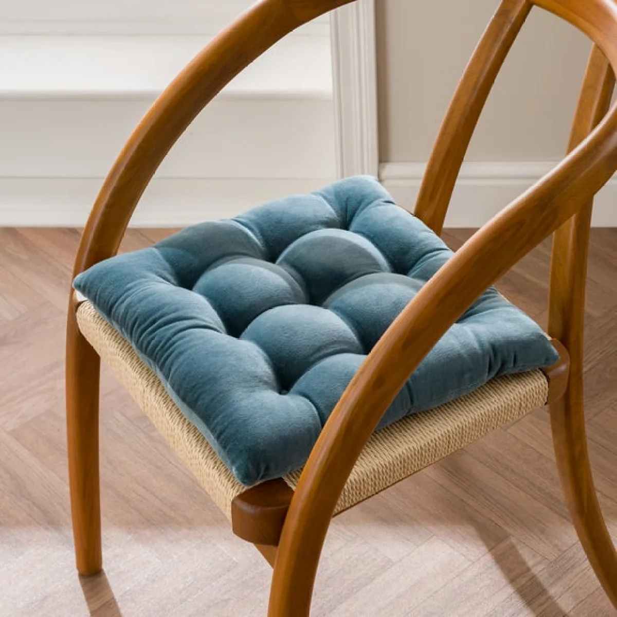 Clara Velvet Seat Pad – image 1