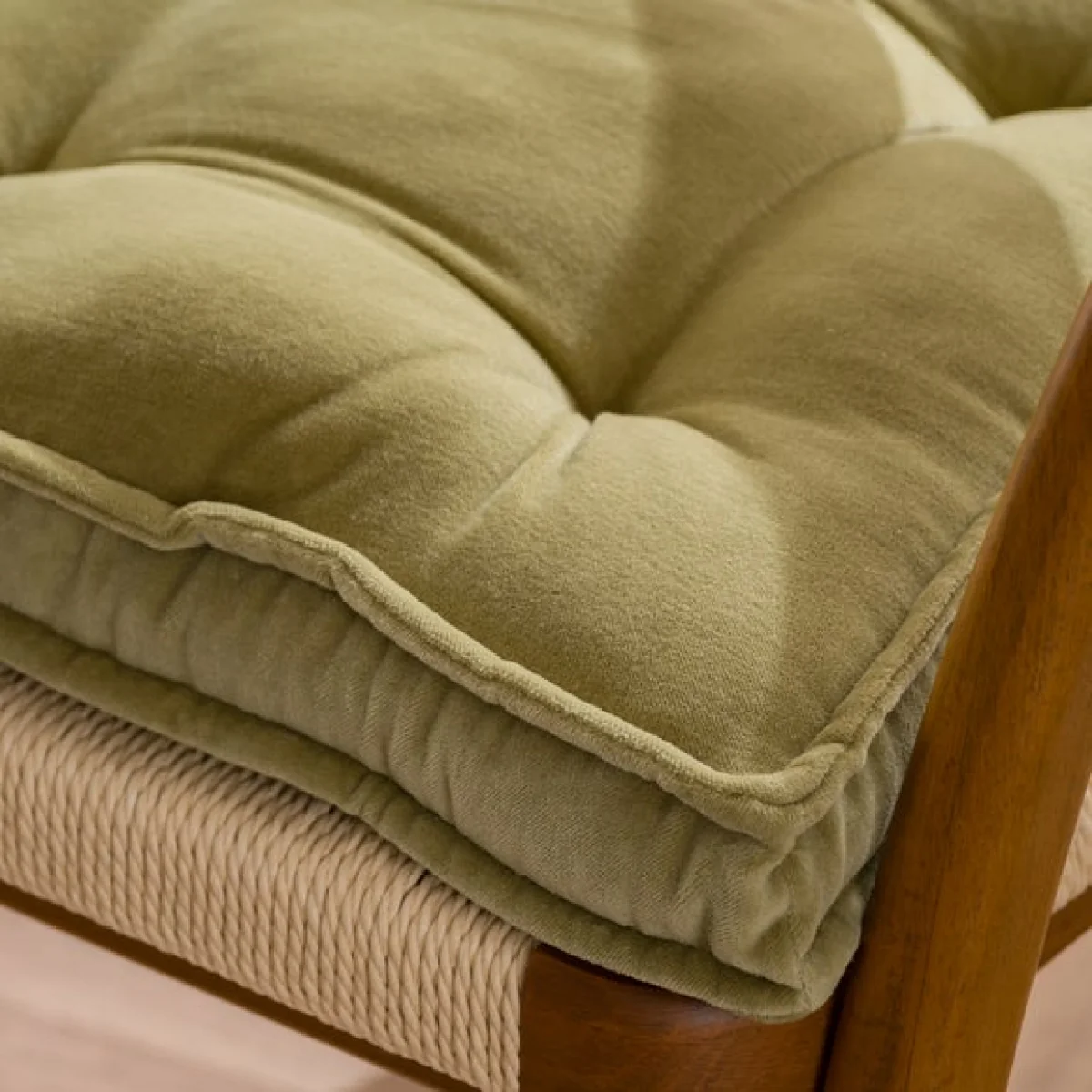 Clara Velvet Gusset Seat Pad – image 2