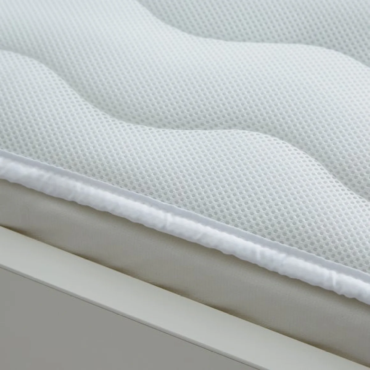 Max Air Cotbed Mattress Enhancer White – image 2
